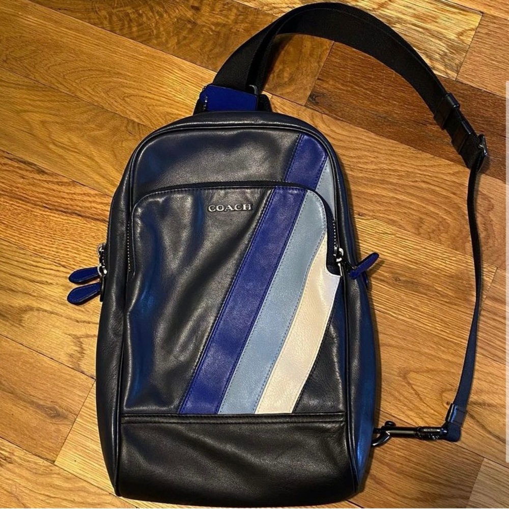 Coach Graham Pack
